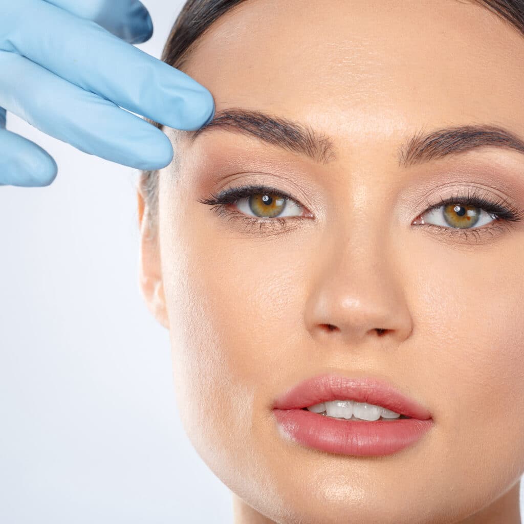 لیفت ابرو با نخ در مشهد